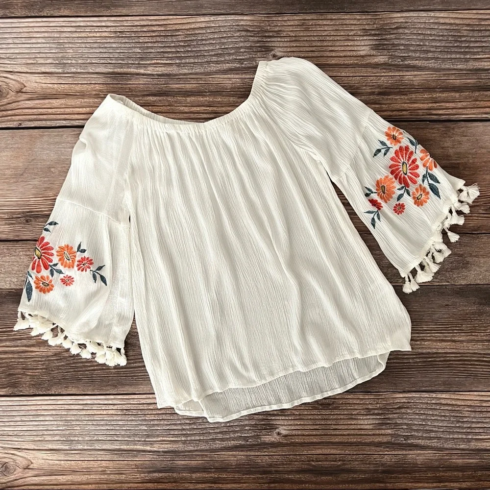 Endless Love Peasant Top Size Medium - Picture 1 of 6